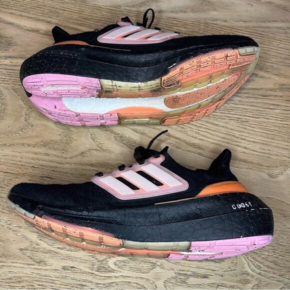 adidas Women’s UltraBoost Light ‘Black Beam Pink’ Running Shoe Athletic Size 7.5 - Picture 7 of 13